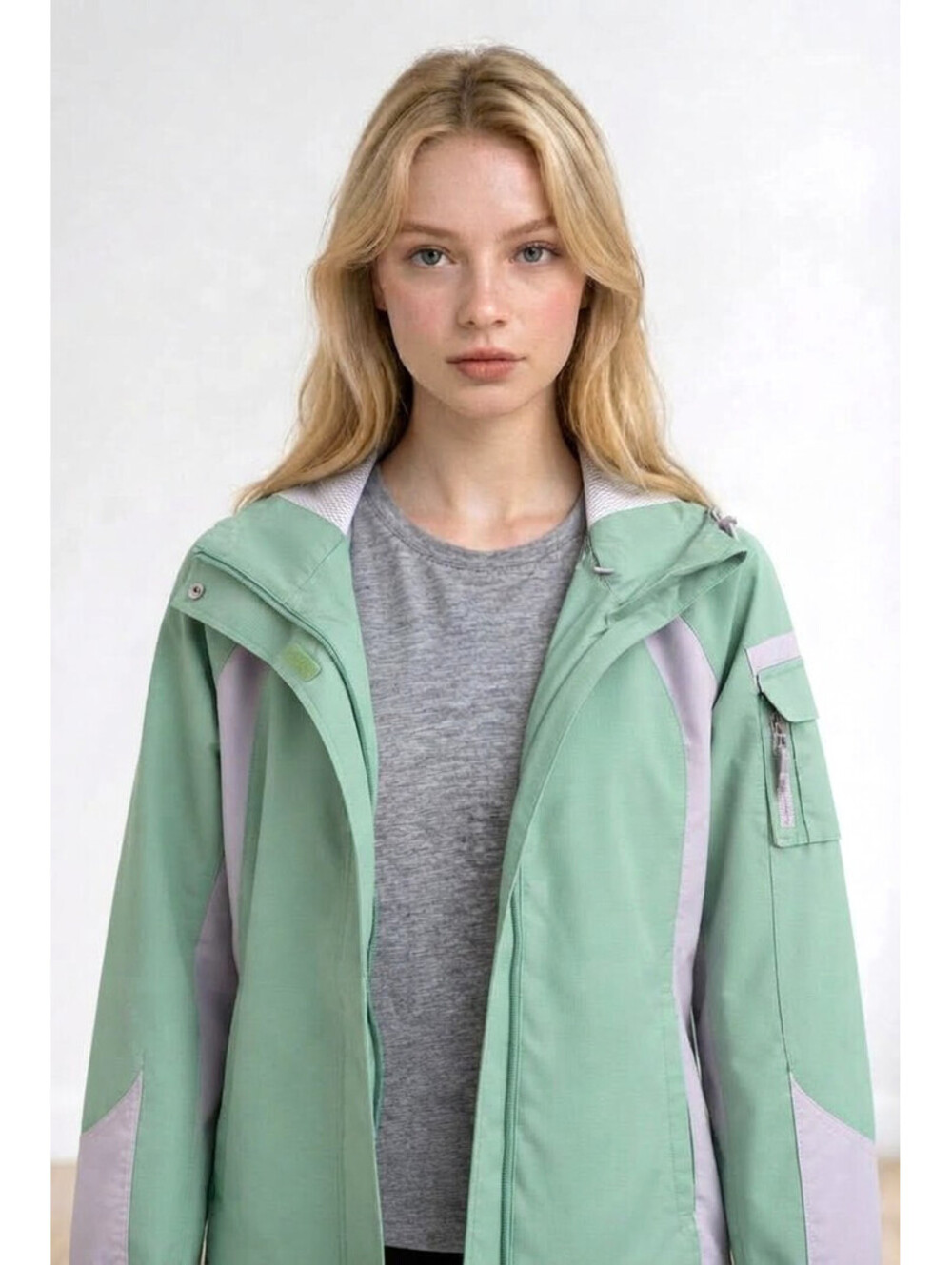 Skechers Women's Hooded Windbreaker Jacket sz Small